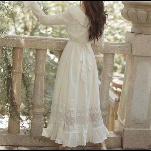 White princess dress full cotton